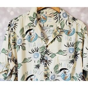 Go Barefoot Vintage Hawaiian Large Shirt Made In The USA Surfing Floral Print